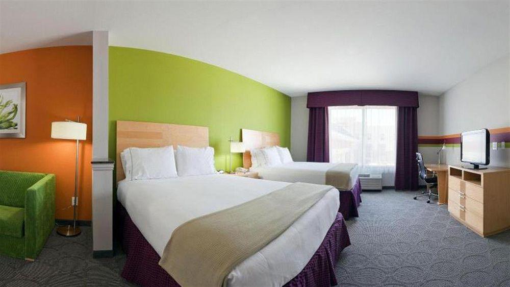 Hotel Express & Clute-lake Jackson By Ihg Clute